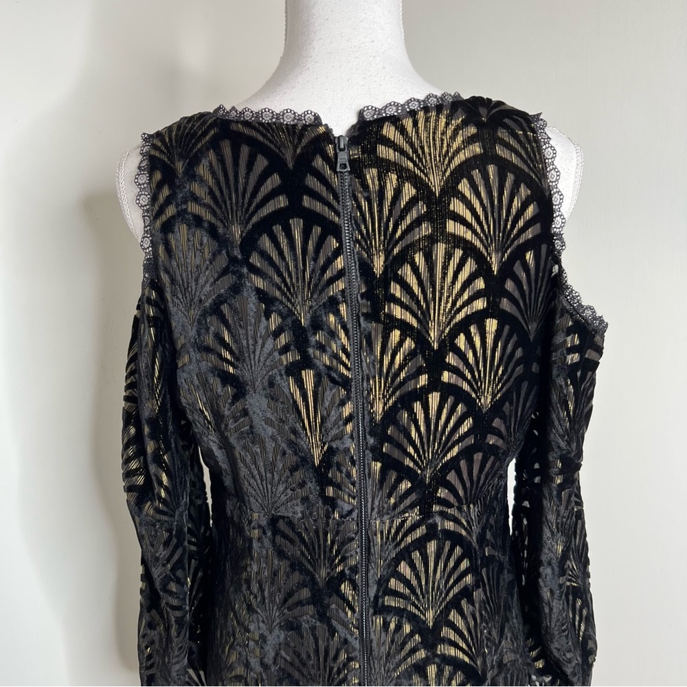 Alice + Olivia Arla Cold Shoulder Dress in Black & Gold Size 10 NWT - Picture 11 of 15